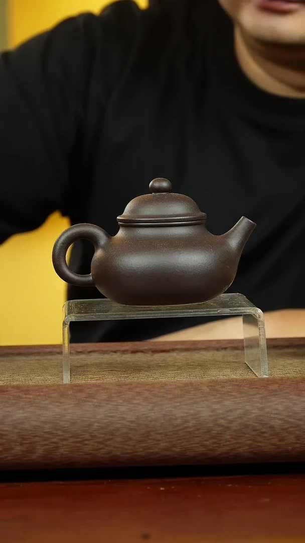 茶壶紫砂容天 紫泥 沈超制