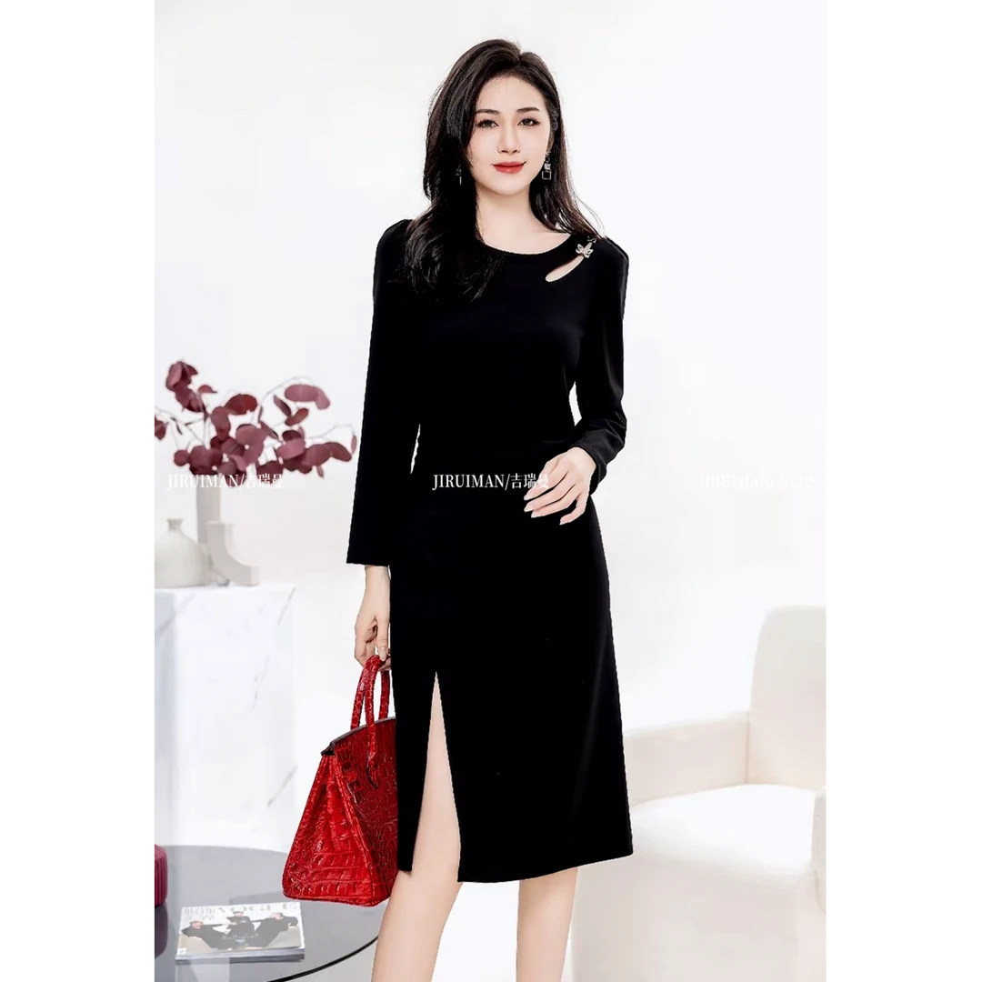 JIRUIMAN/吉瑞曼大气纯欲设计款蝴蝶显瘦气质赫本风连衣裙Q028