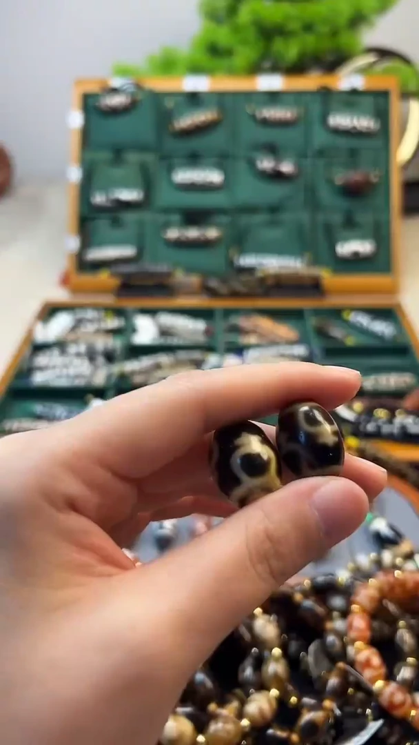 玛瑙/玉髓（覆膜）颈饰未镶嵌e**网50（微瑕随机发货）