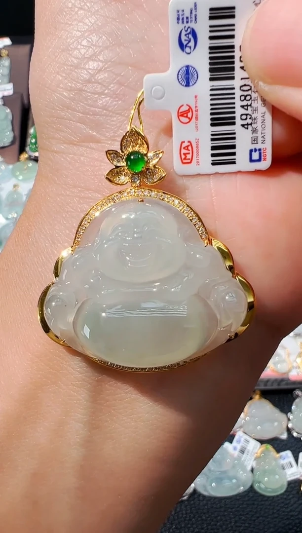 吊坠(不含链)18K金镶嵌翡翠佛公吊坠1497