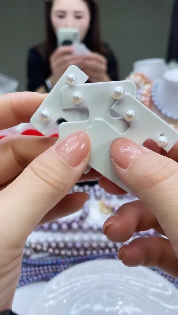 未镶嵌耳饰淡水珍珠白色系耳饰