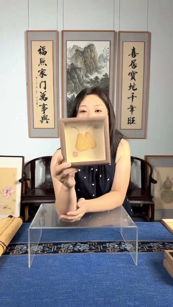 国画梨子15*15CM餐厅客厅桌面花鸟摆台