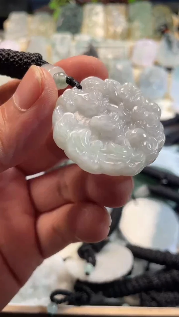 颈饰未镶嵌翡翠11/16/014