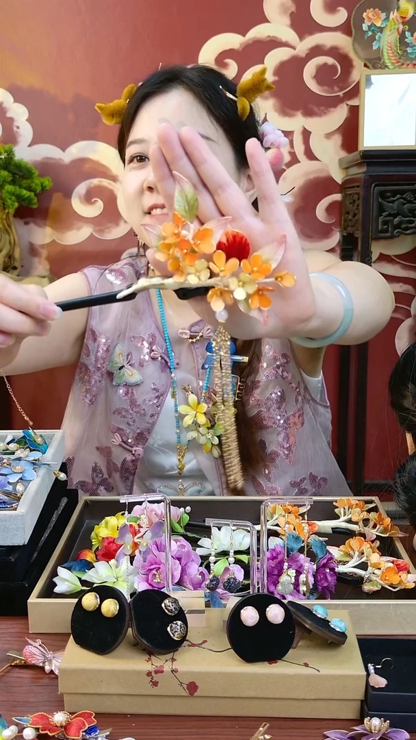 刺绣纯手工非遗绒花