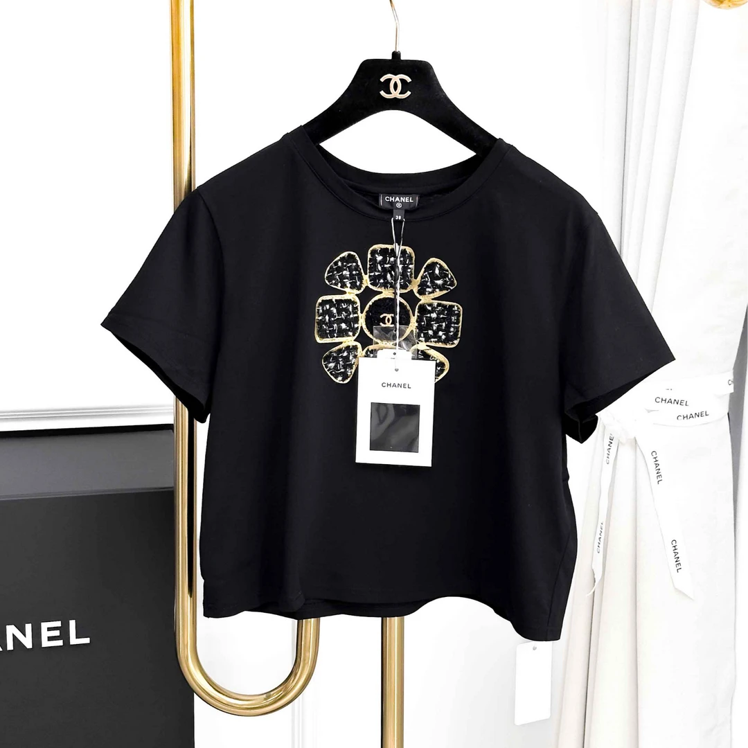 99新 Chanel/香奈儿 38码 黑色拼金色 太阳花 短袖 短款 上衣