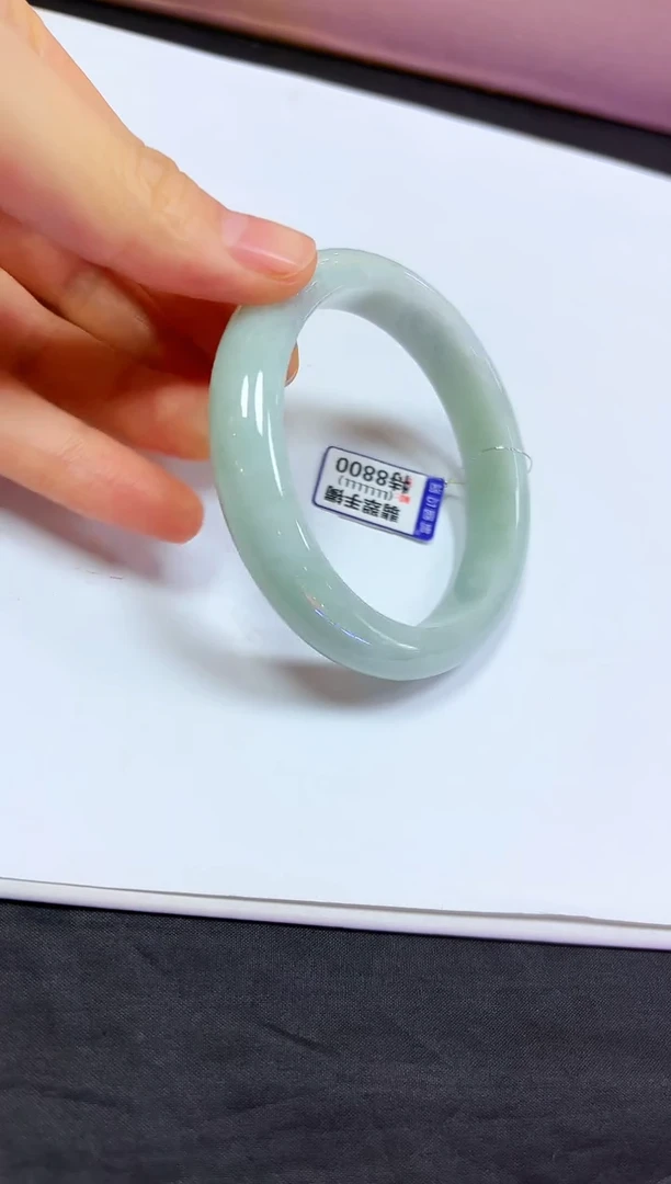 颈饰未镶嵌翡翠手镯58