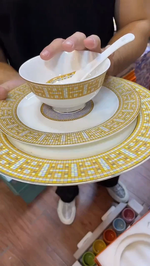 杯鸿辉家品牌瓷器，京东包邮！