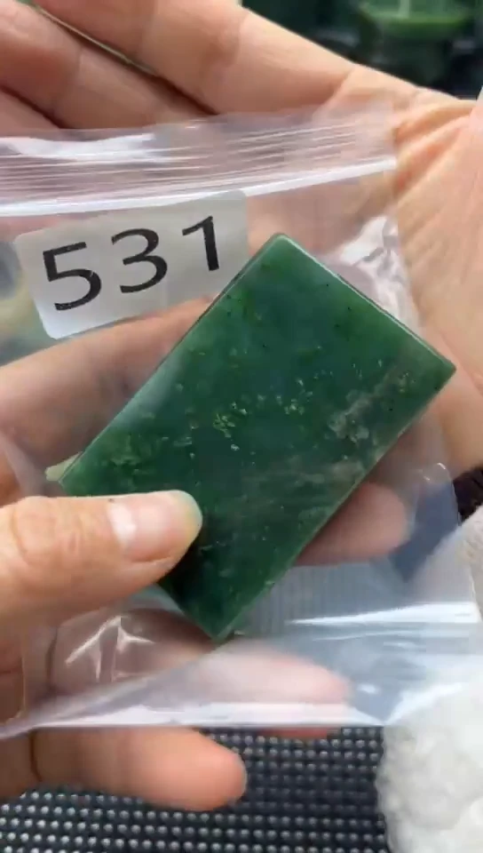 未镶嵌和田玉珠宝半成品牌子