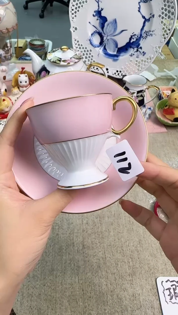 瓷片泡泡家的瓷器真好看