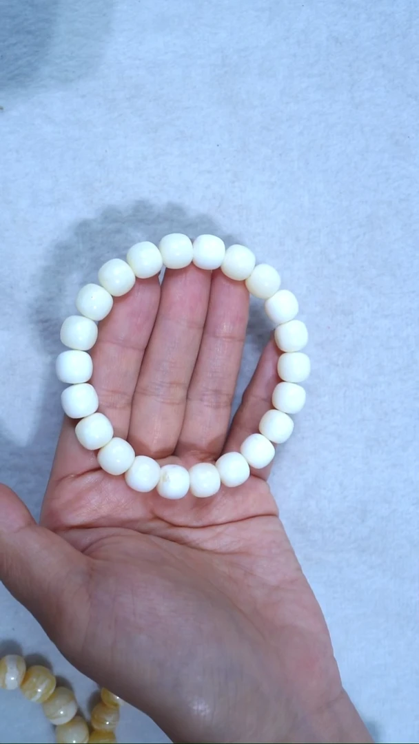 手链蜜蜡未镶嵌同料典藏级10.2mm漆瓷白顺色少纹焦皮同料