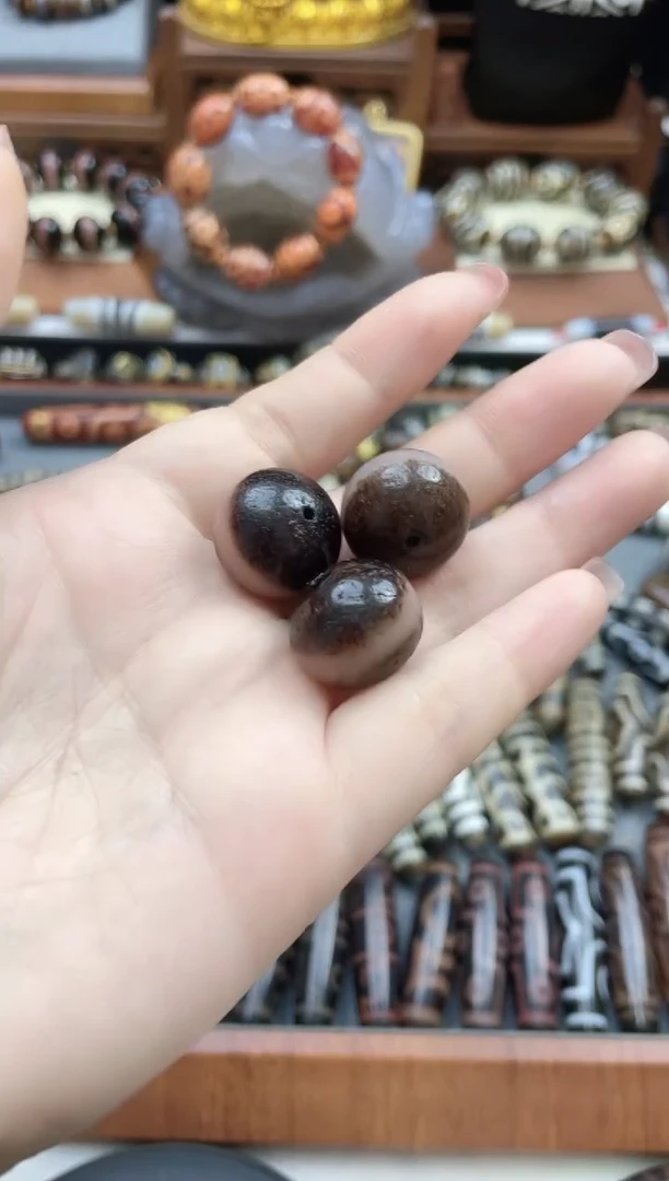 未镶嵌珠珠玛瑙/玉髓粉色算盘药师手串多样性发1个