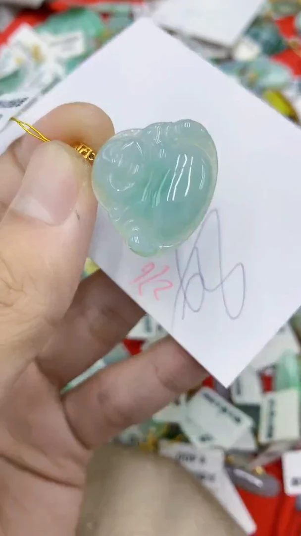 颈饰18K金镶嵌翡翠11111111111