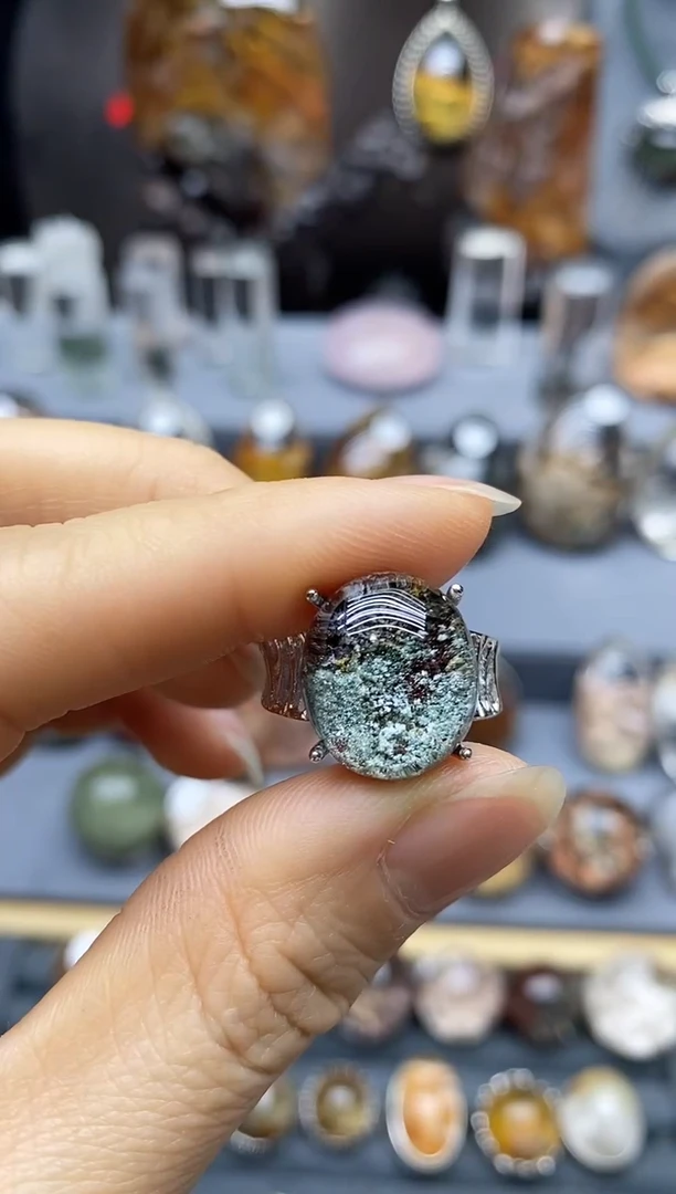 【闪购商品】水晶戒指银S925镶嵌水晶水晶