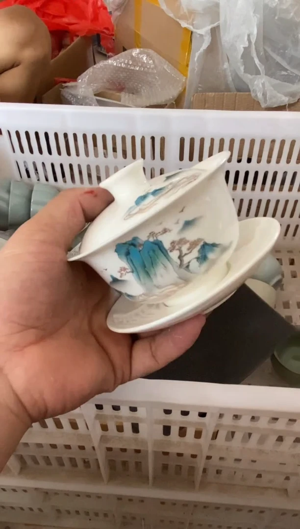 无运费险有瑕疵的摄影的产品有使用过的痕迹有点脏介意勿拍