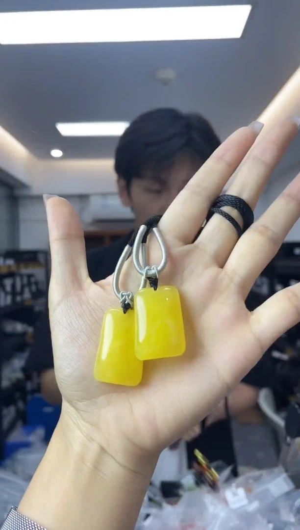 未镶嵌蜜蜡裸石多样性一件发货