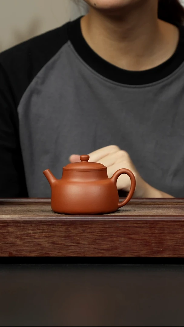 紫砂茶壶大红泥 言心