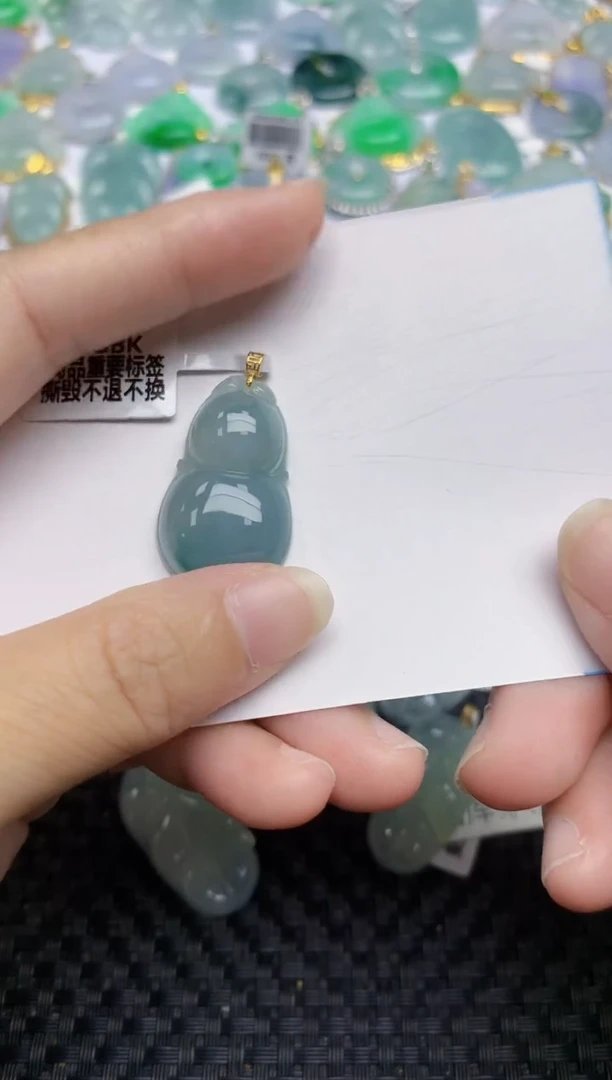 翡翠未镶嵌颈饰天然翡翠A货