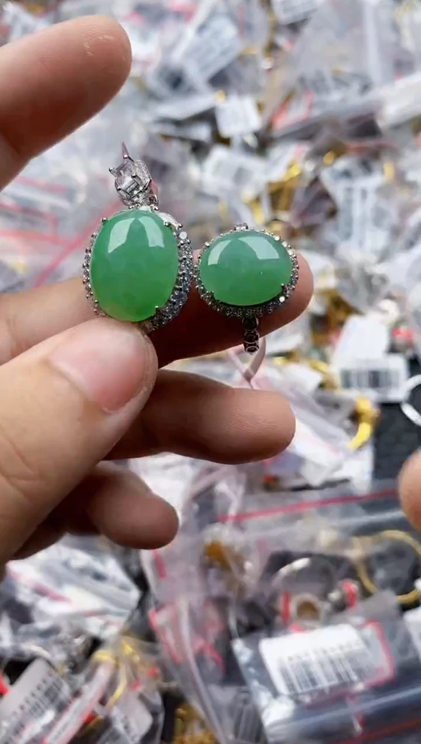 翡翠戒指银S925镶嵌3333---4