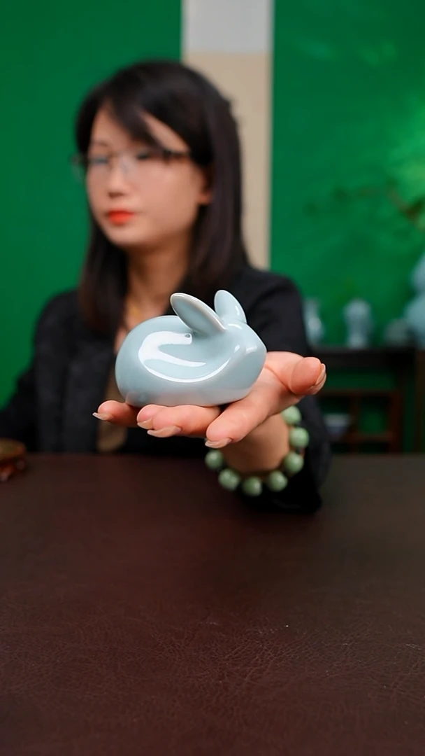 一级天青小兔子茶宠摆件
