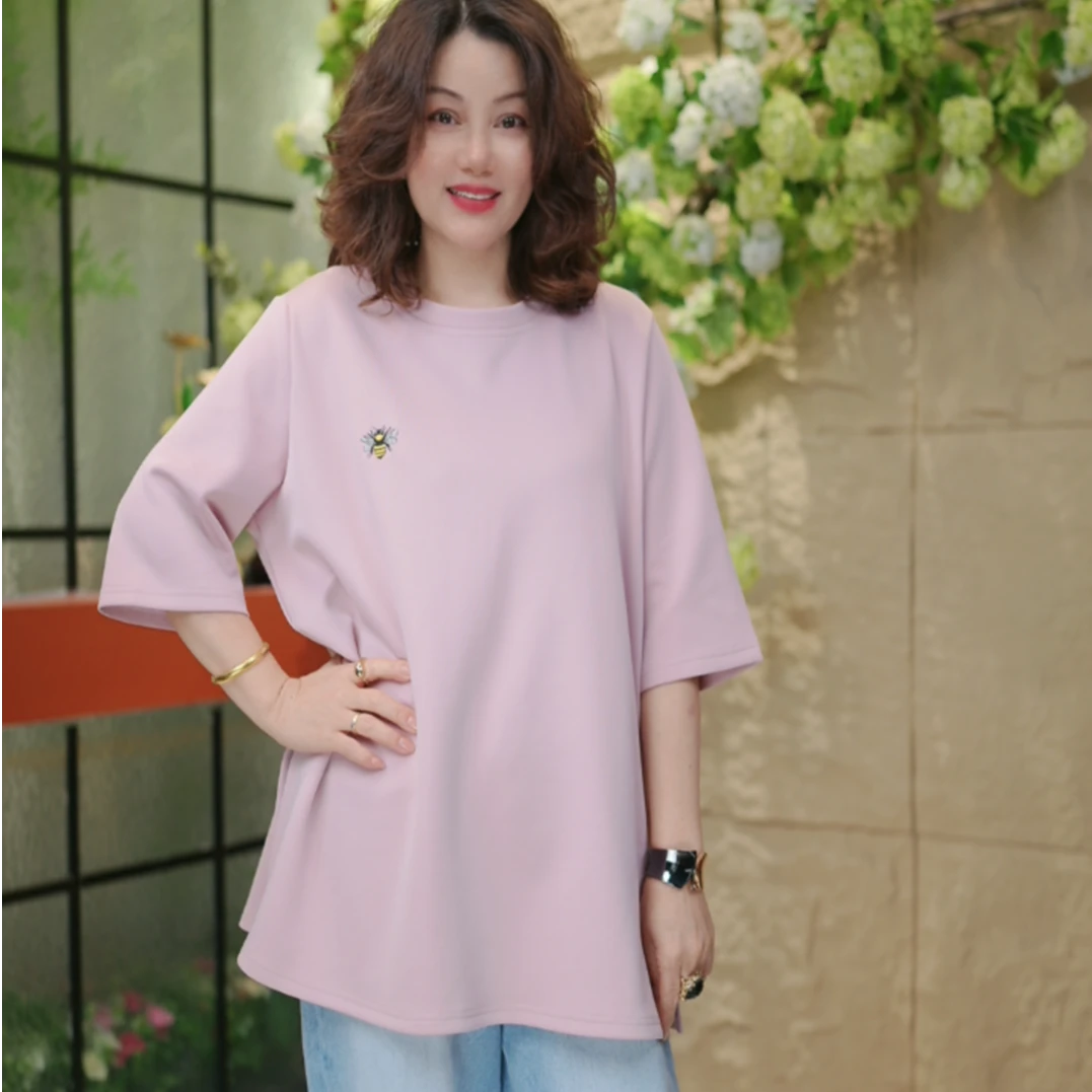 LUCK-刺绣侧开叉T恤-2025年夏季款百搭显瘦宽松时尚女士圆领休闲