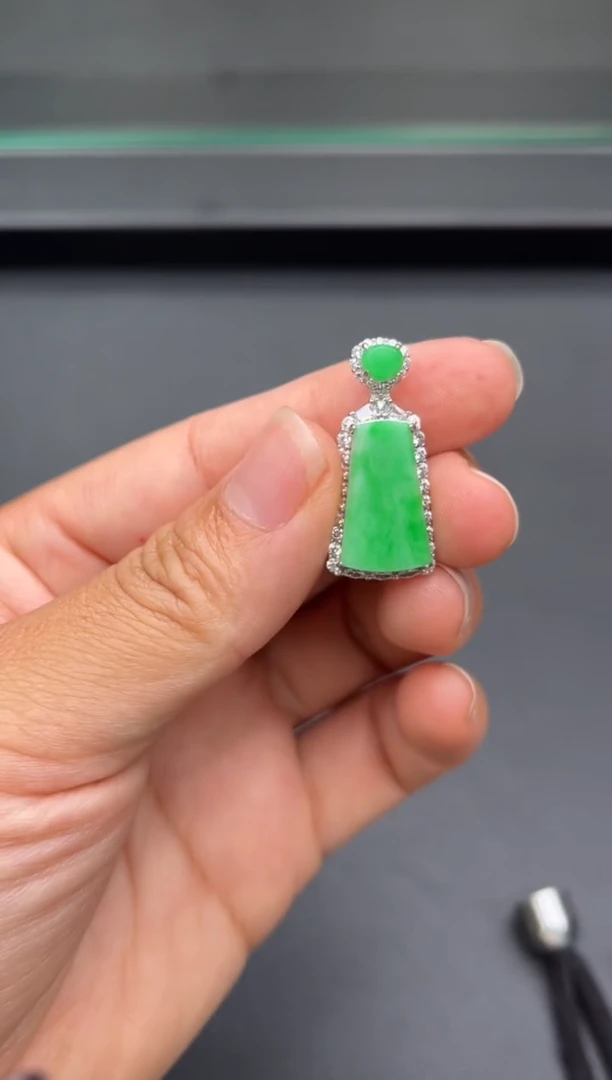 吊坠(不含链)银S925镶嵌翡翠多人