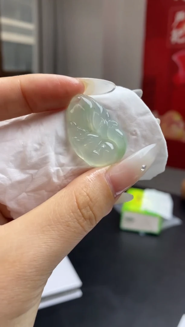 定制翡翠未镶嵌翡翠毛货~