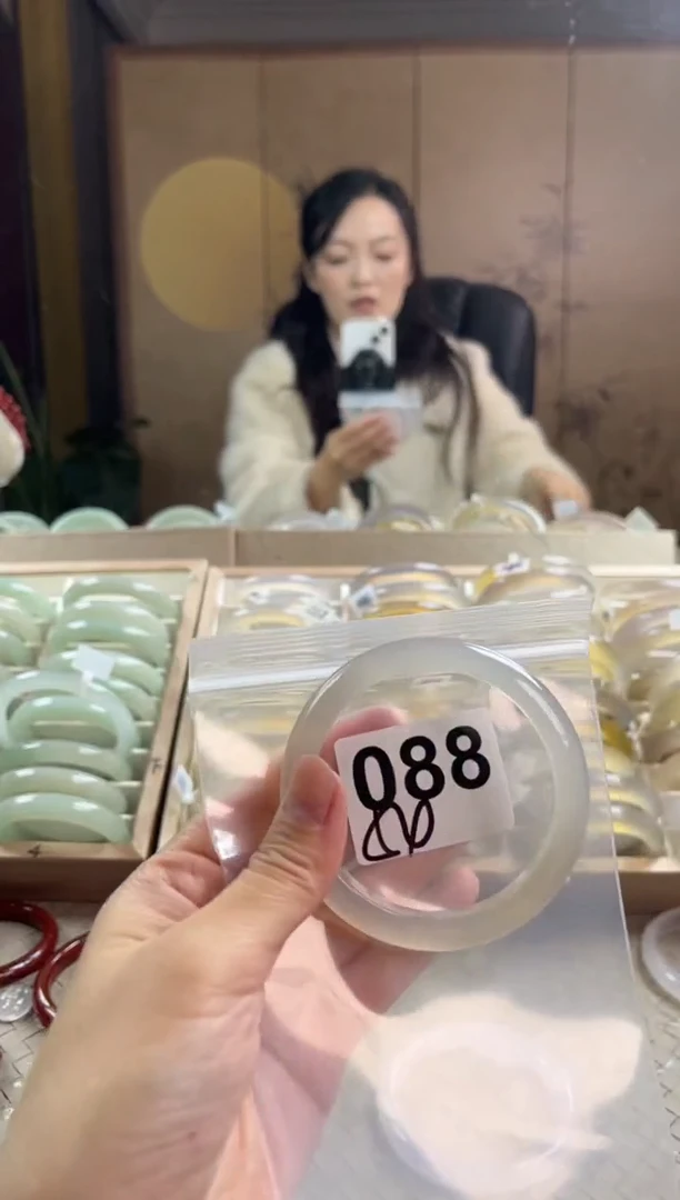 手镯玛瑙/玉髓未镶嵌088