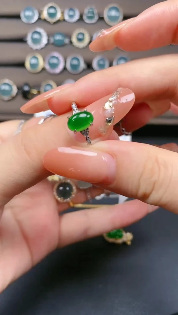 翡翠戒指银S925镶嵌24242