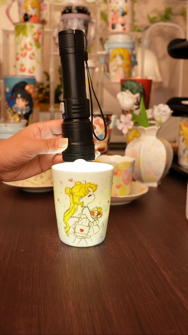 陶景德镇手绘的杯子