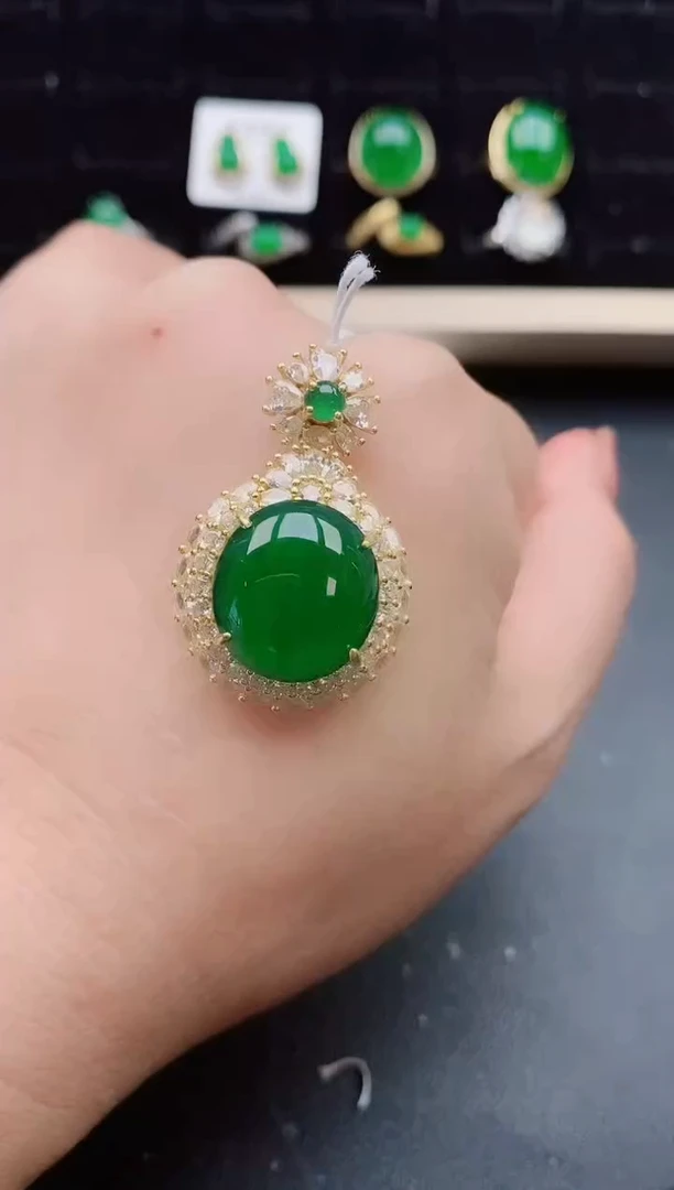 【闪购商品】翡翠颈饰银S925镶嵌21221