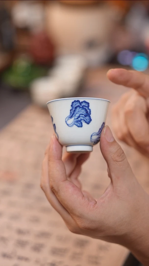 茶具手绘青花白菜主人杯
