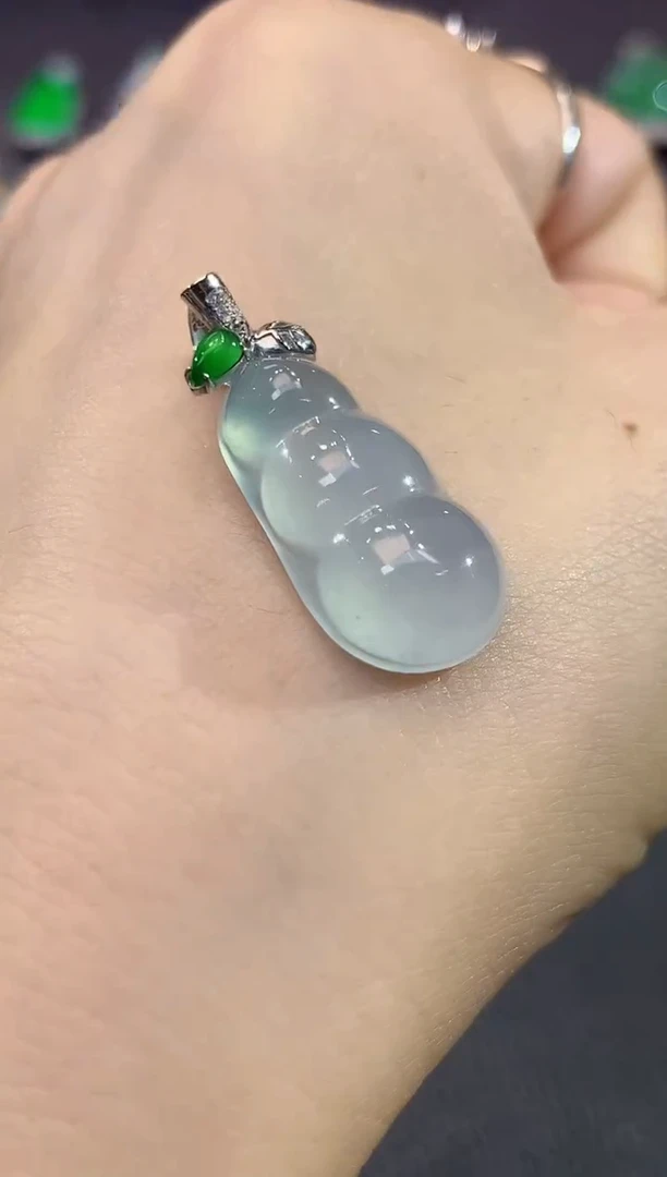 吊坠(不含链)18K金镶嵌翡翠C9