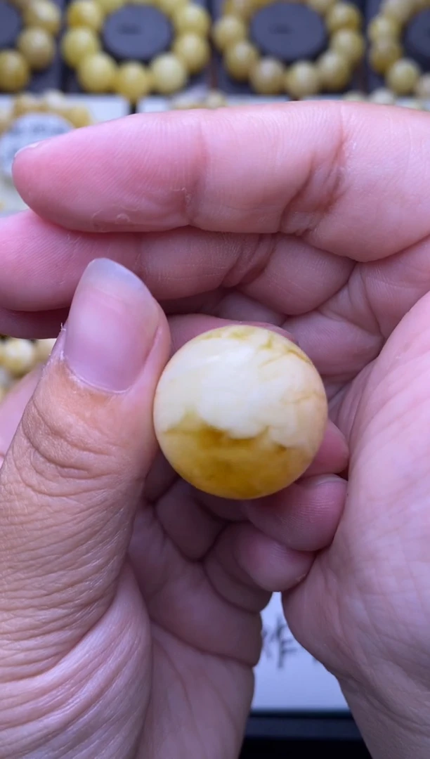 裸石琥珀未镶嵌大小姐珠宝严选78