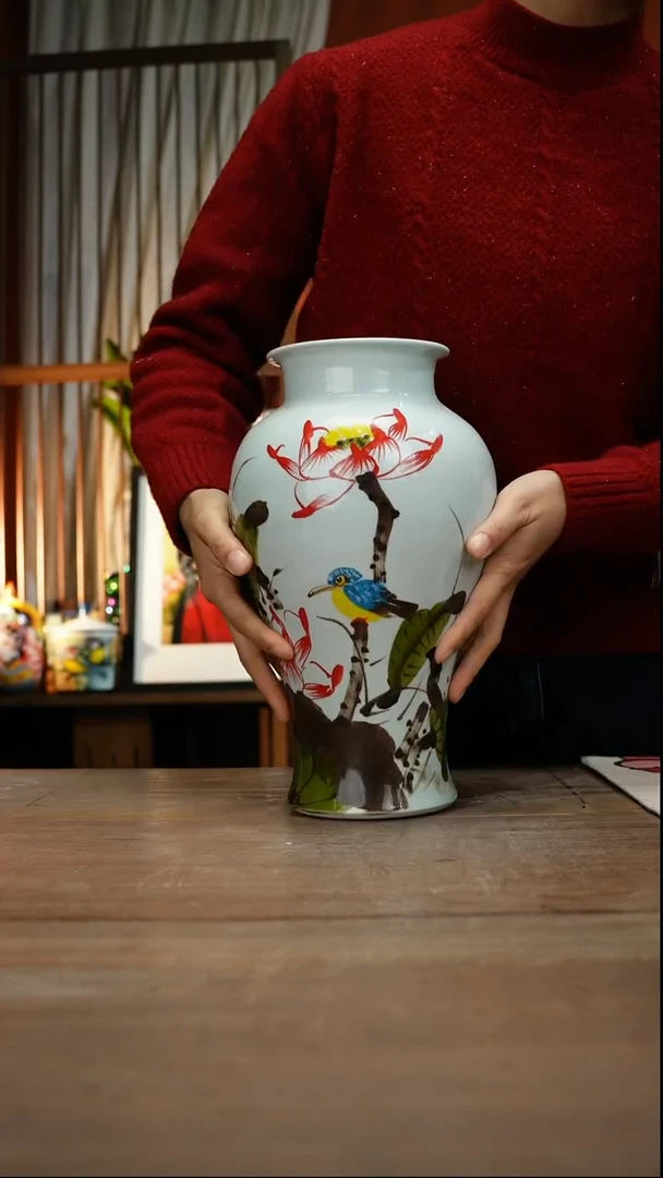 当代景德镇设计师釉下手绘陶瓷花瓶