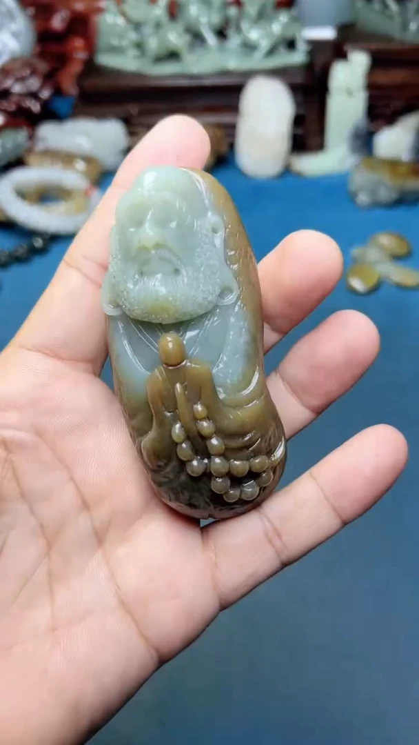 未镶嵌和田玉把件-