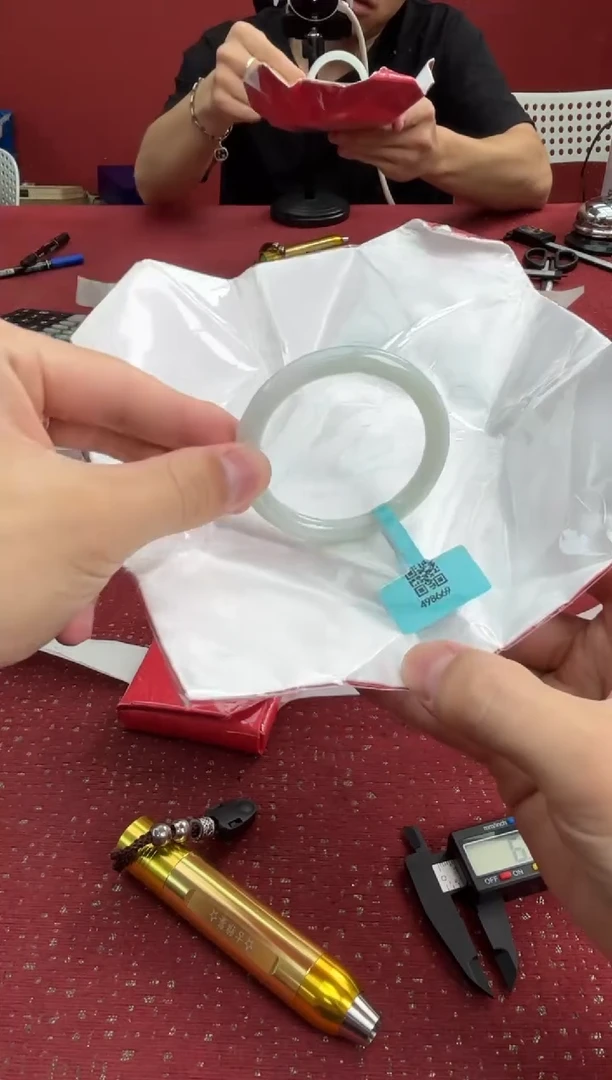 翡翠手镯（圆镯）未镶嵌11手镯