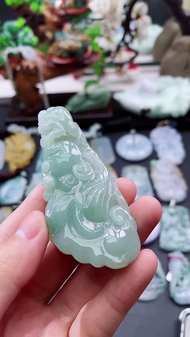 颈饰未镶嵌翡翠天然缅甸A货翡翠