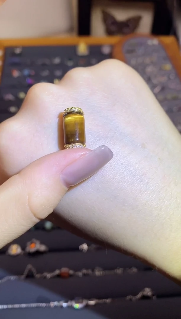 【闪购商品】托帕石戒指银S925镶嵌