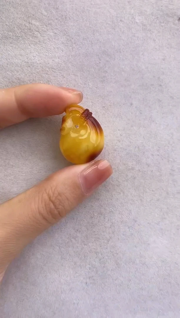 未镶嵌琥珀裸石10702110-吊坠