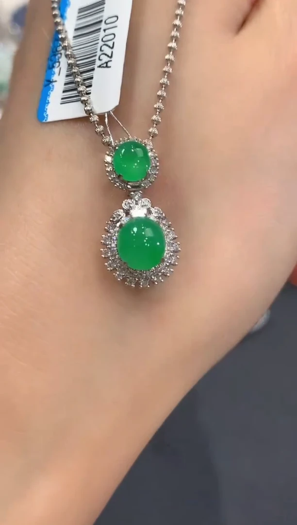 吊坠(不含链)18K金镶嵌翡翠a185