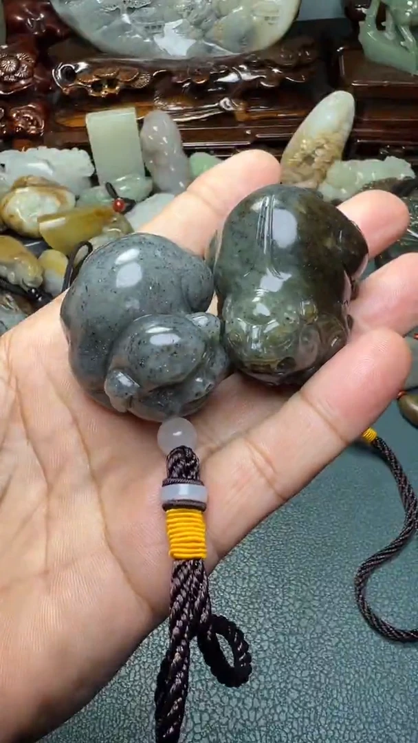 未镶嵌和田玉把件2