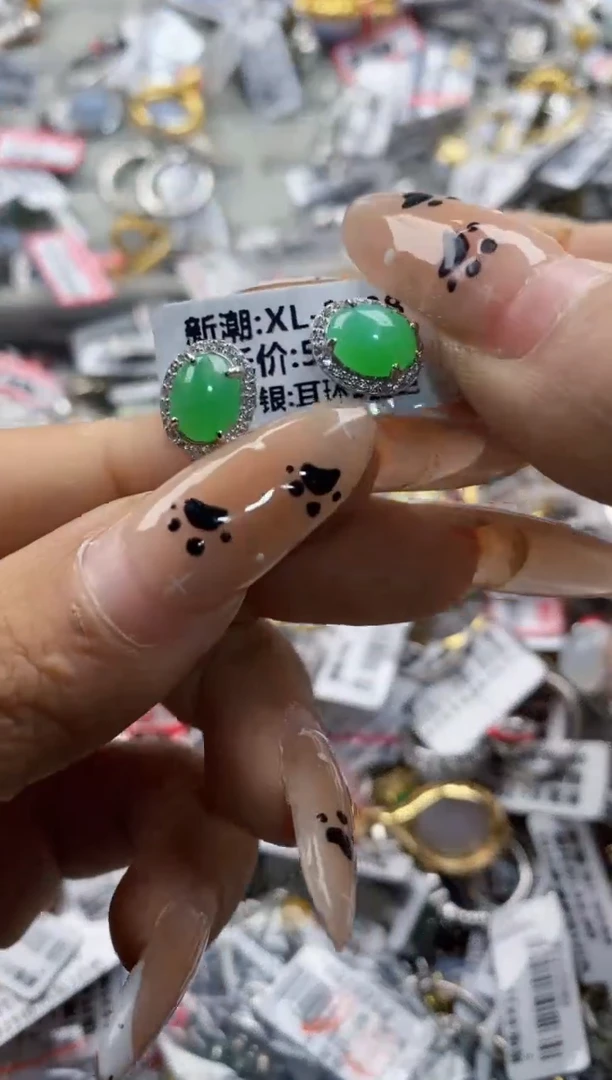 翡翠戒指银S925镶嵌130000  3
