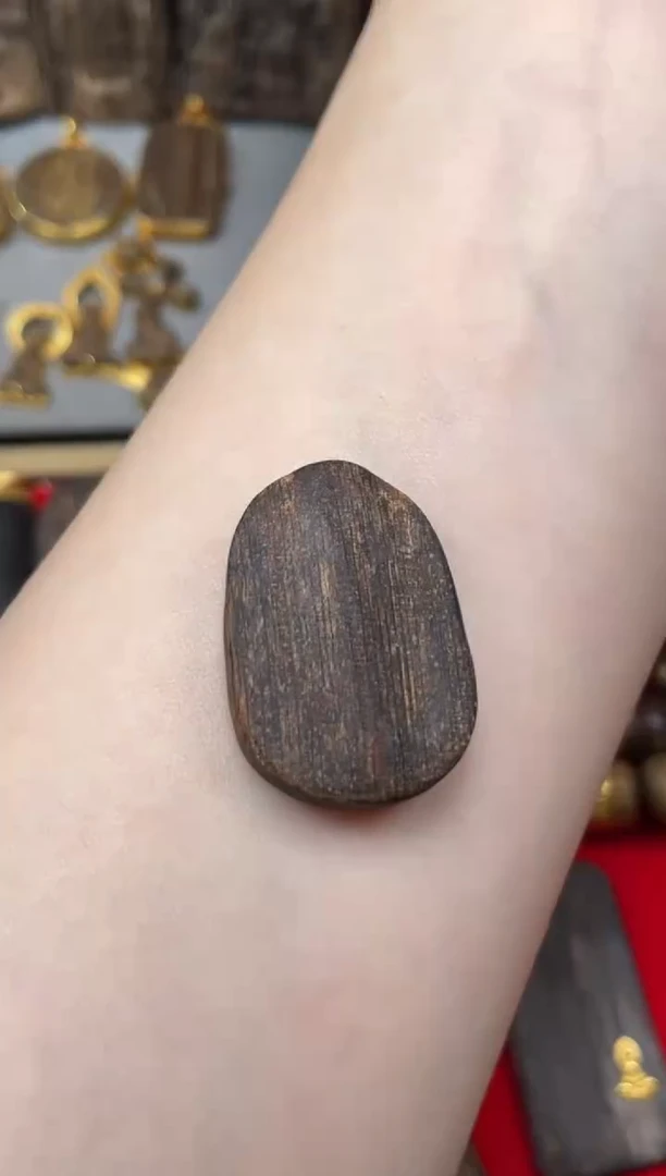 沉香吊坠沉香吊坠99