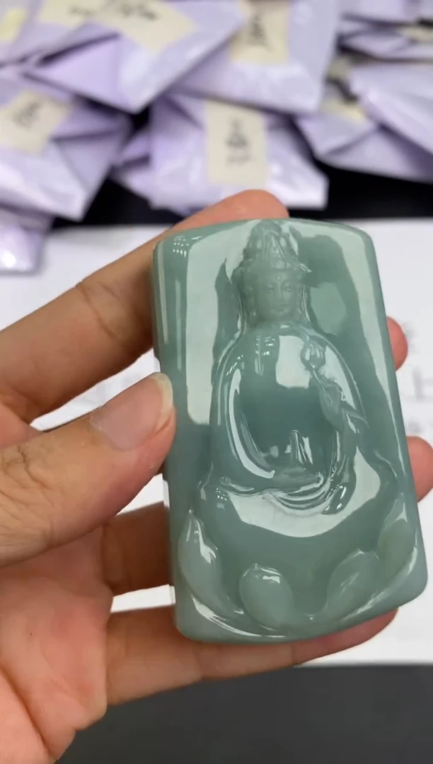 未镶嵌挂件翡翠303104      多人