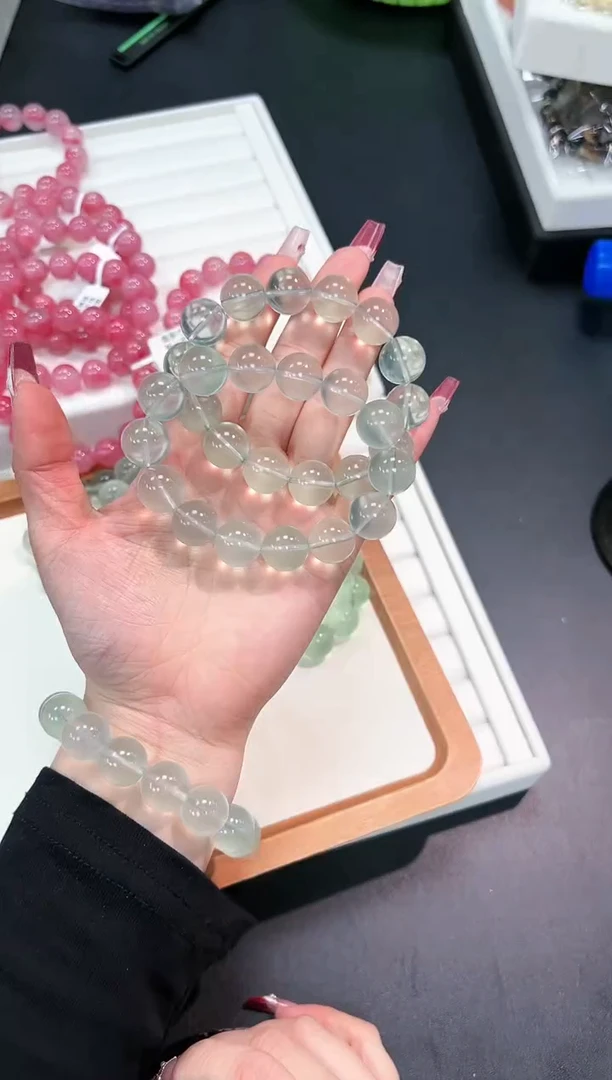 【闪购商品】萤石手串未镶嵌60n多样性发其一/1条默认微瑕