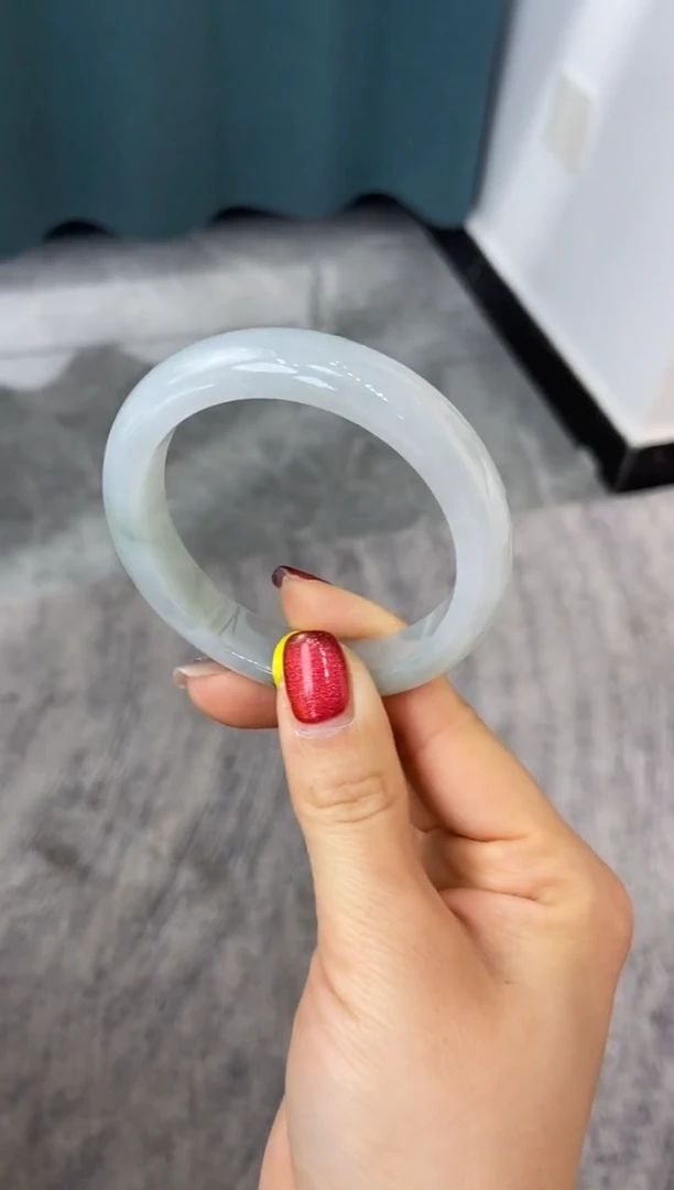 【闪购商品】翡翠手镯未镶嵌56 57圈口