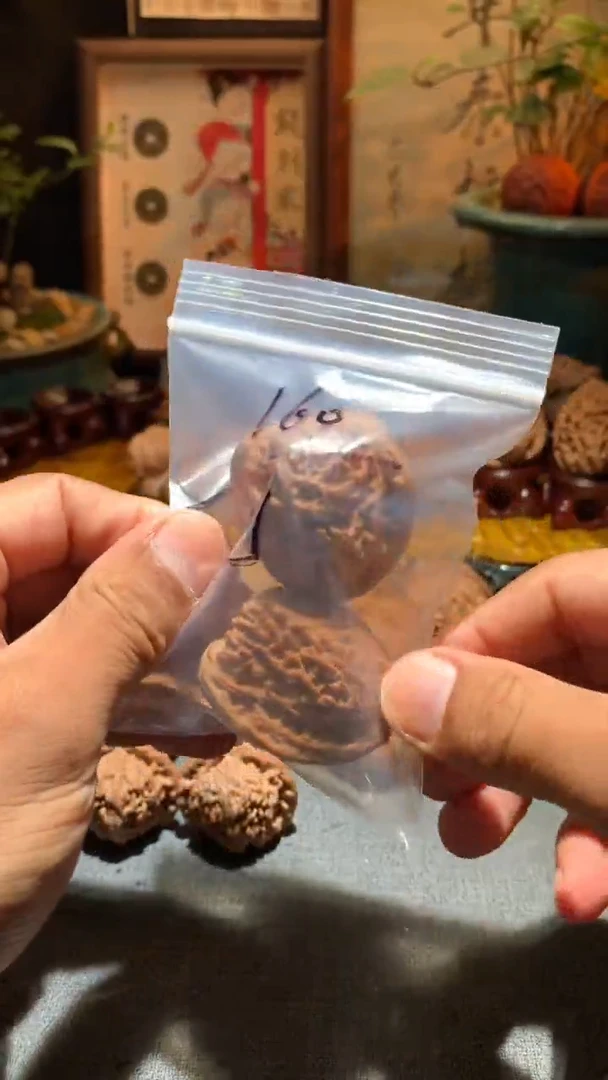 把件桃核J丰泰文玩   南疆石  41+ 尺左右盘玩打底不支持退换