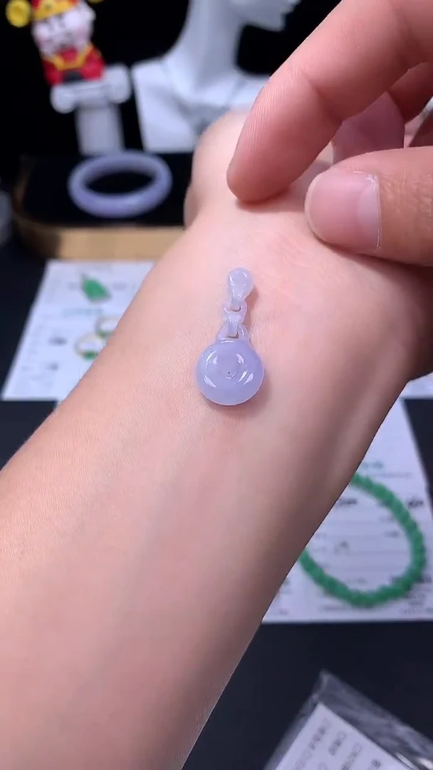 颈饰未镶嵌翡翠48小时鉴赏期 退货不扣服务费