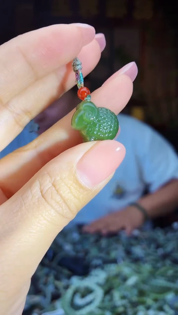 和田玉未镶嵌挂件拍一发一多样性发货