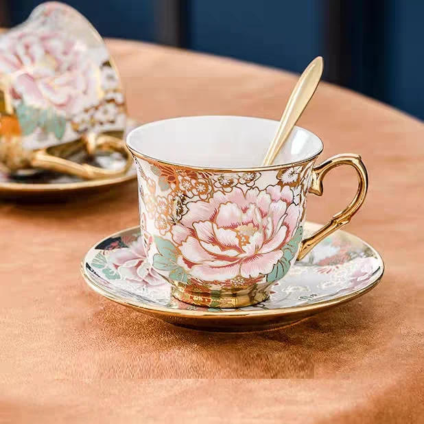 陶瓷蝴蝶1杯碟1金勺